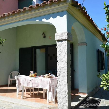 Iss Travel, La Padula - Apartments With Private Veranda And Parking San Teodoro  Exterior photo