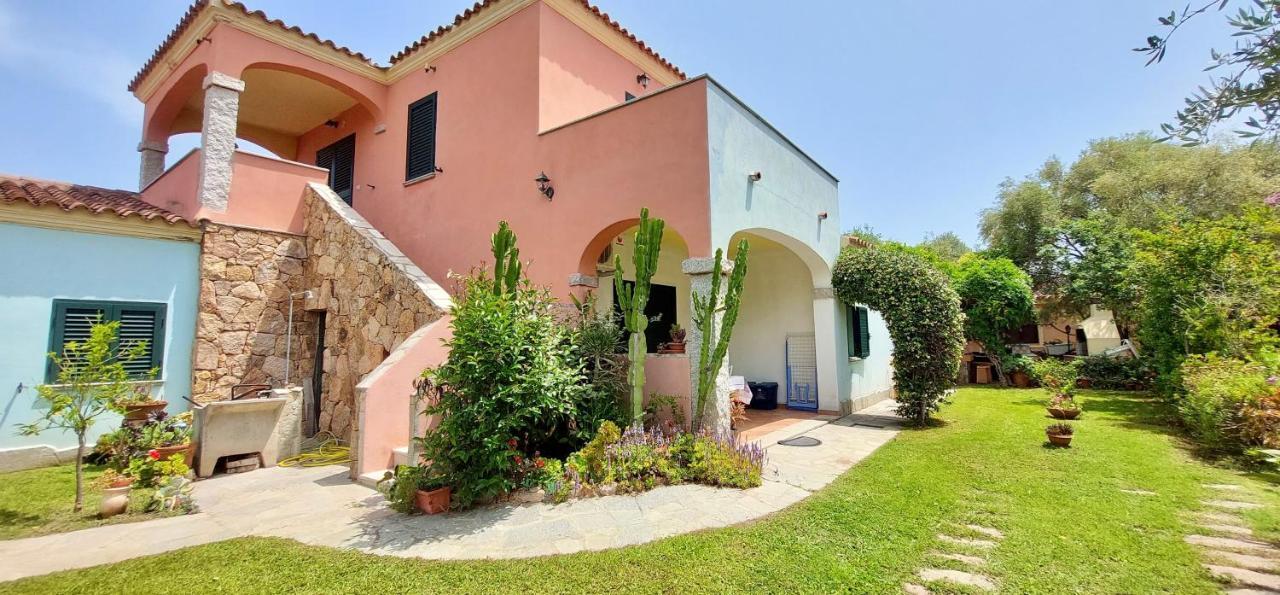 Iss Travel, La Padula - Apartments With Private Veranda And Parking San Teodoro  Exterior photo